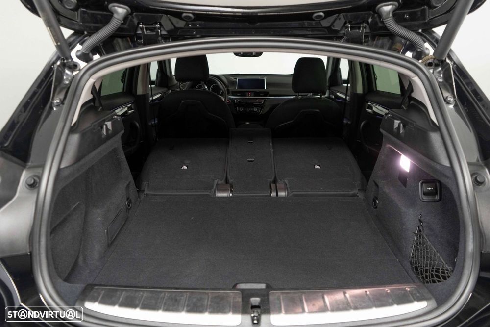 BMW X2 25 e xDrive GoldPlay - 16