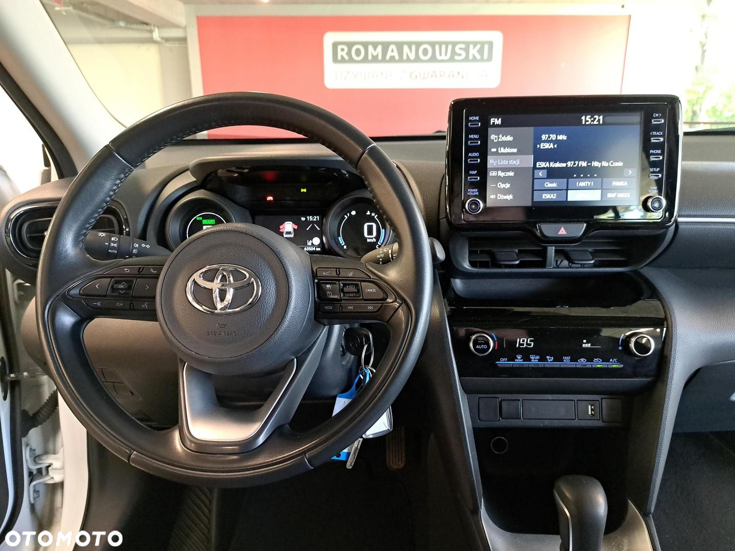 Toyota Yaris Cross - 18