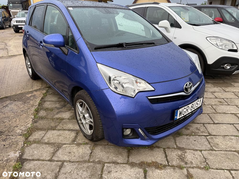 Toyota Verso S - 2
