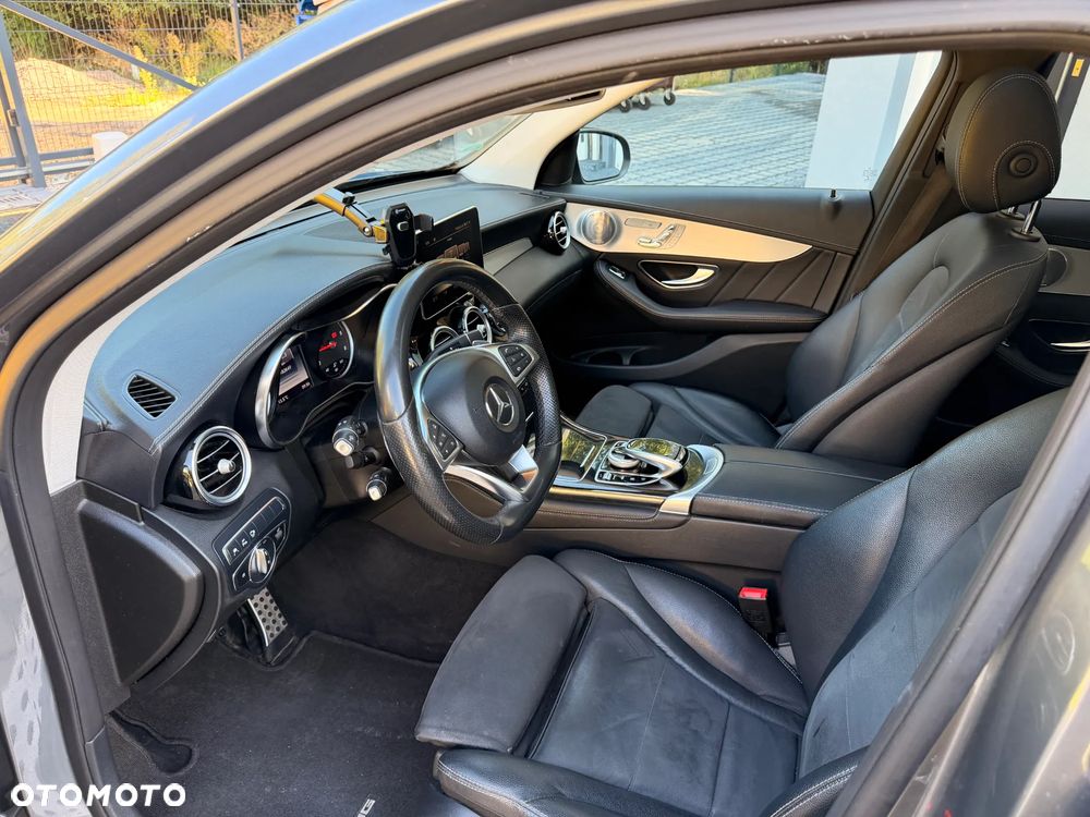 Mercedes-Benz GLC 350 d 4-Matic - 28