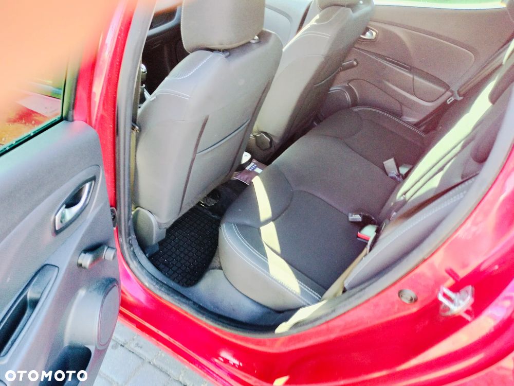 Renault Clio - 8