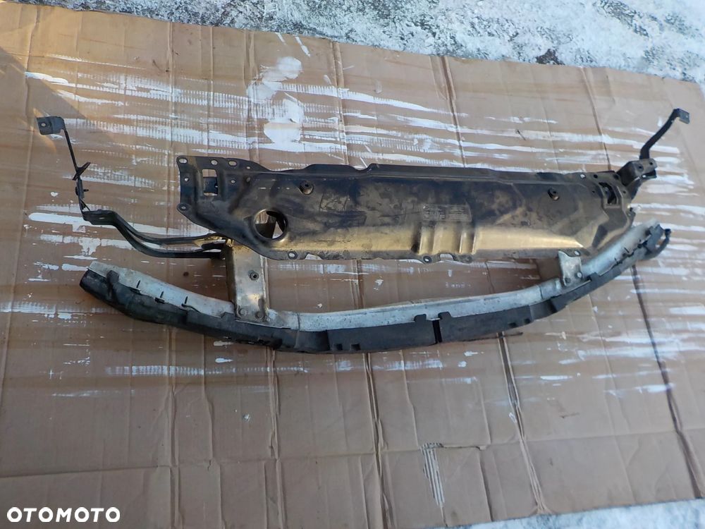 wzmocnienie pas przód belka bmw e60 e61 2005r - 1