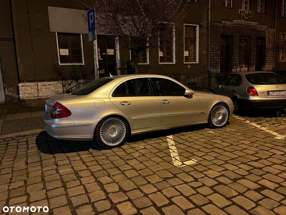 Mercedes-Benz Klasa E 350 4-Matic Avantgarde - 8