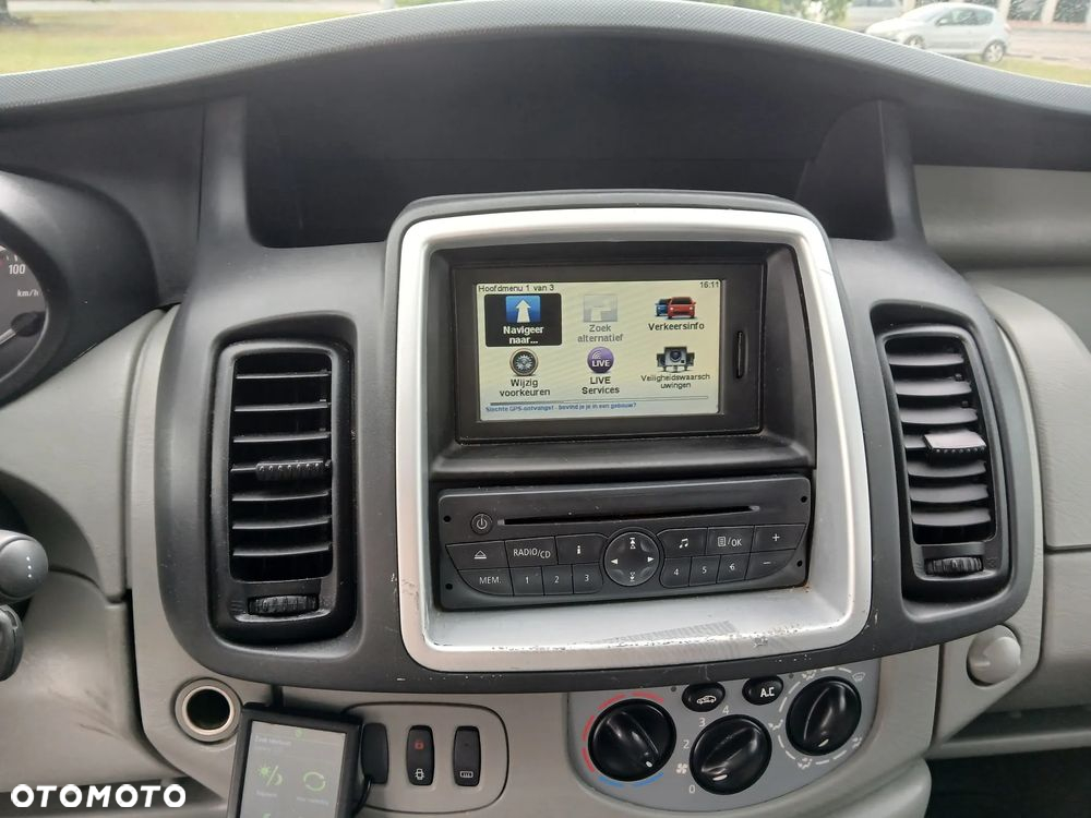 Opel vivaro - 11