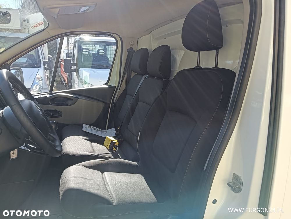 Renault TRAFIC WYWROTKA KIPER Z NAJAZDAMI NR 840 - 9