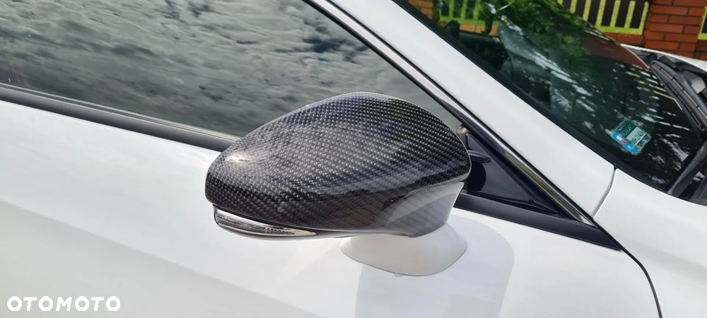 Lexus RC 200t / 300 F Sport - 6