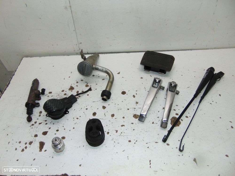 Mercedes 508/608/309 várias pequenas peças - 1