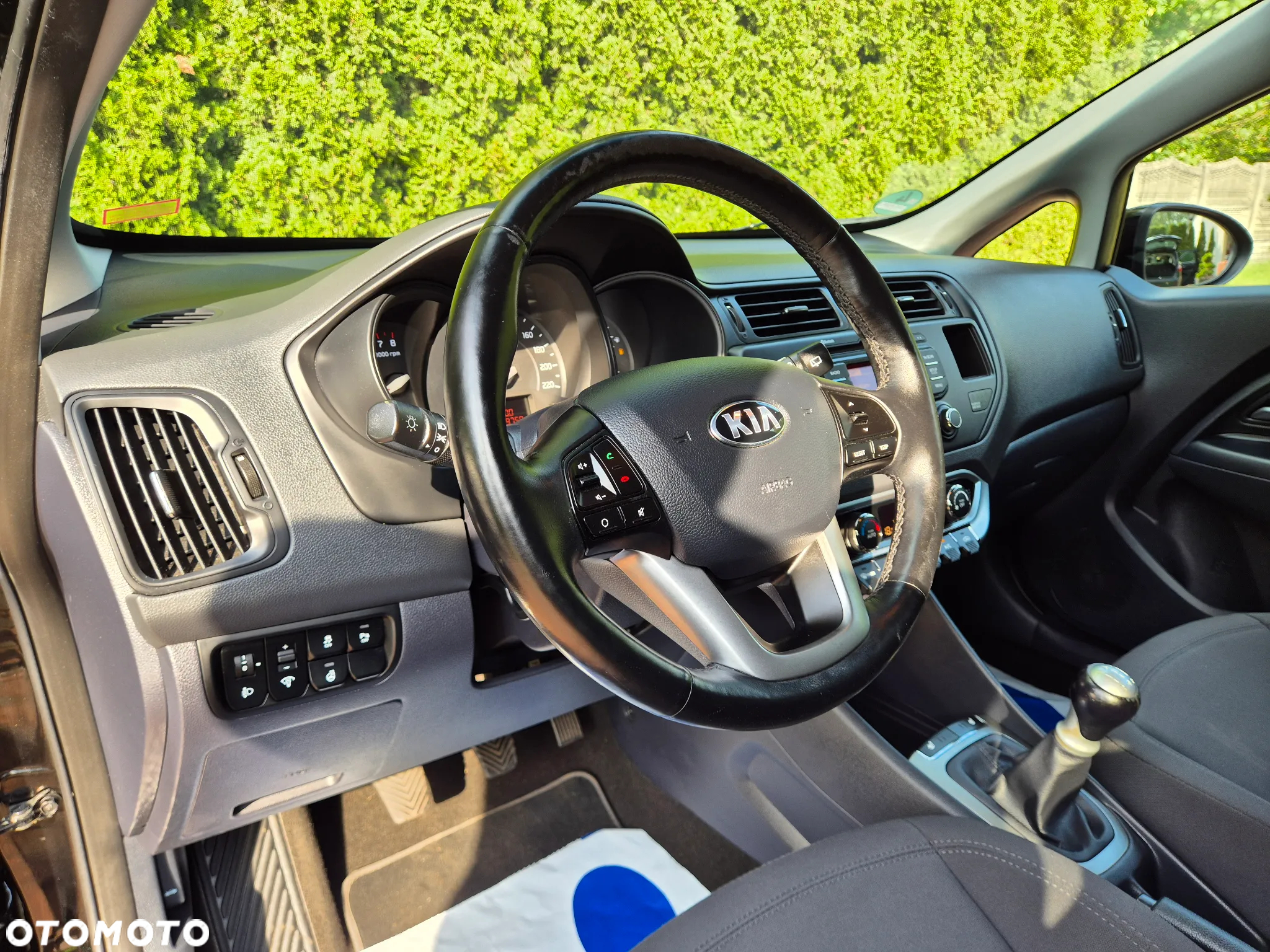Kia Rio 1.2 XL - 27
