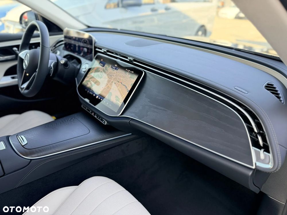 Mercedes-Benz Klasa E - 26