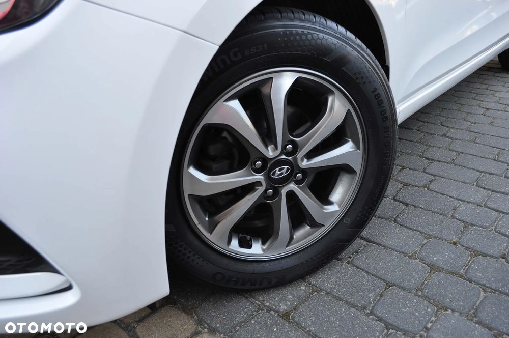 Hyundai i20 1.2 Select - 10