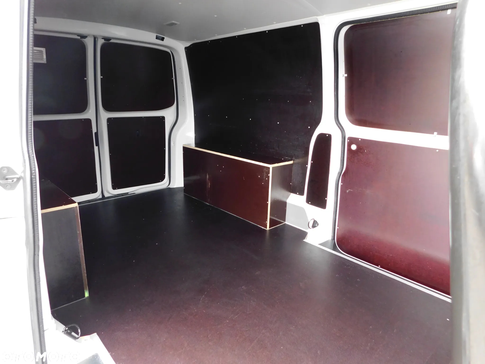 Volkswagen TRANSPORTER - 4