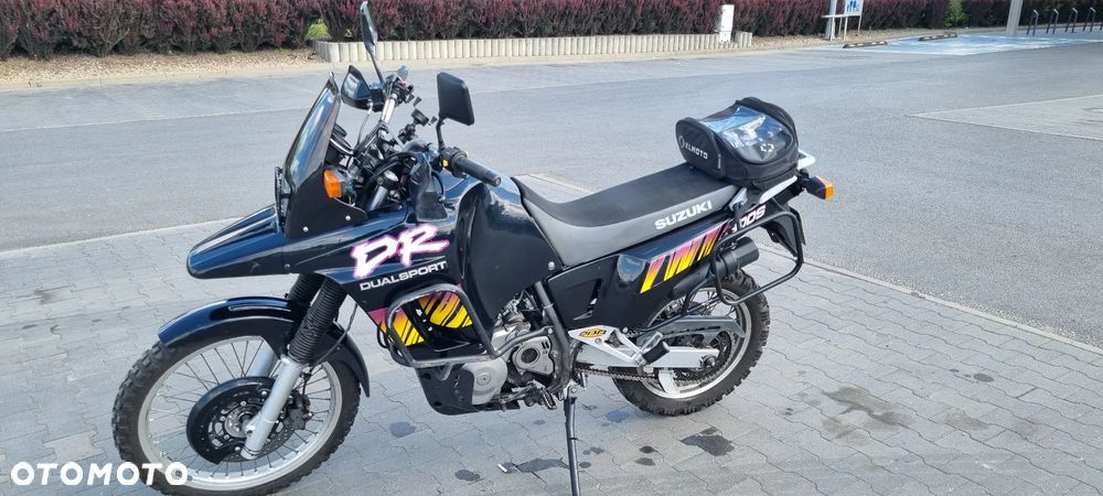 Suzuki DR - 22