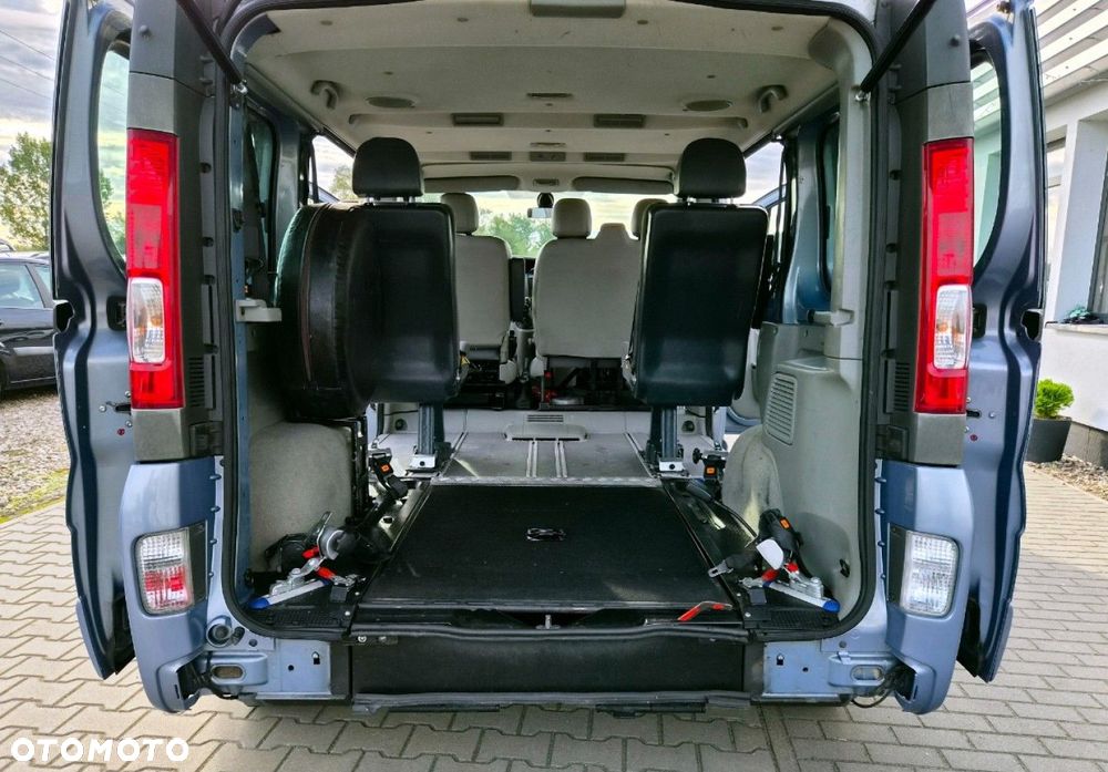 Opel Vivaro - 37