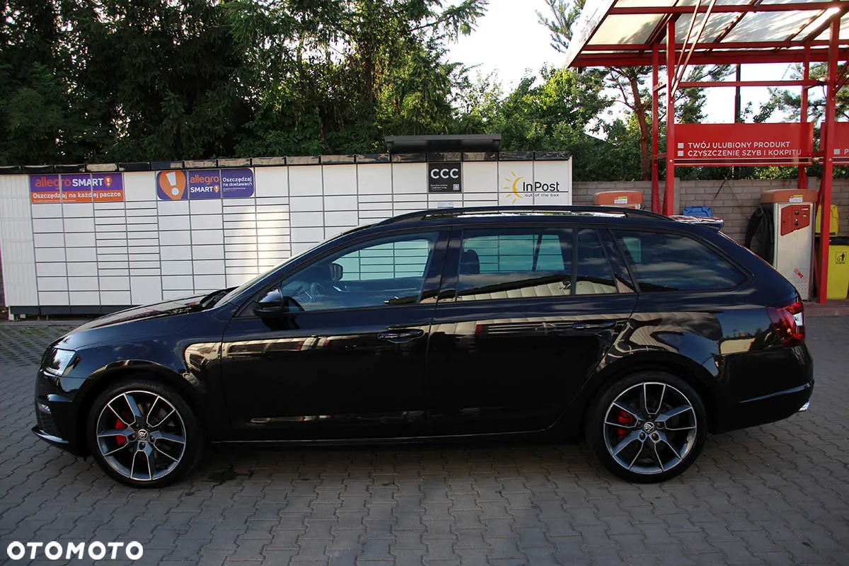 Skoda Octavia 2.0 TDI DSG RS - 5