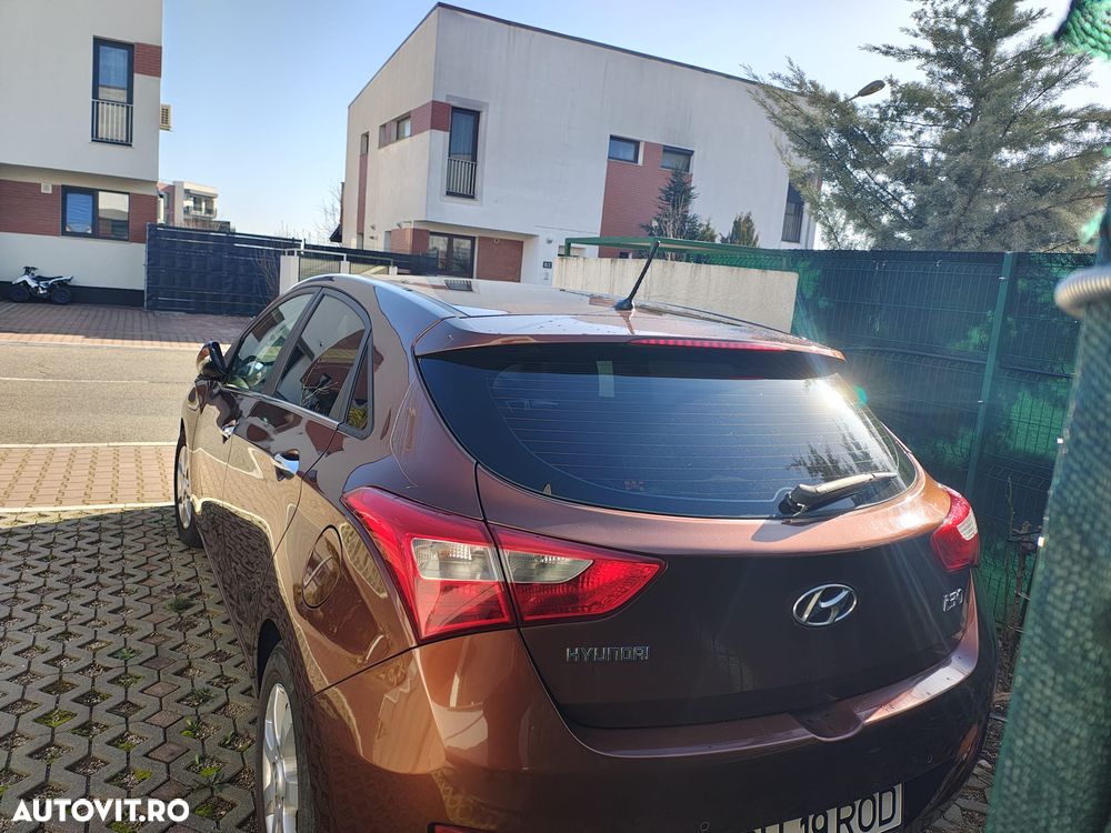 Hyundai i30 1.6 Automatik Style - 6