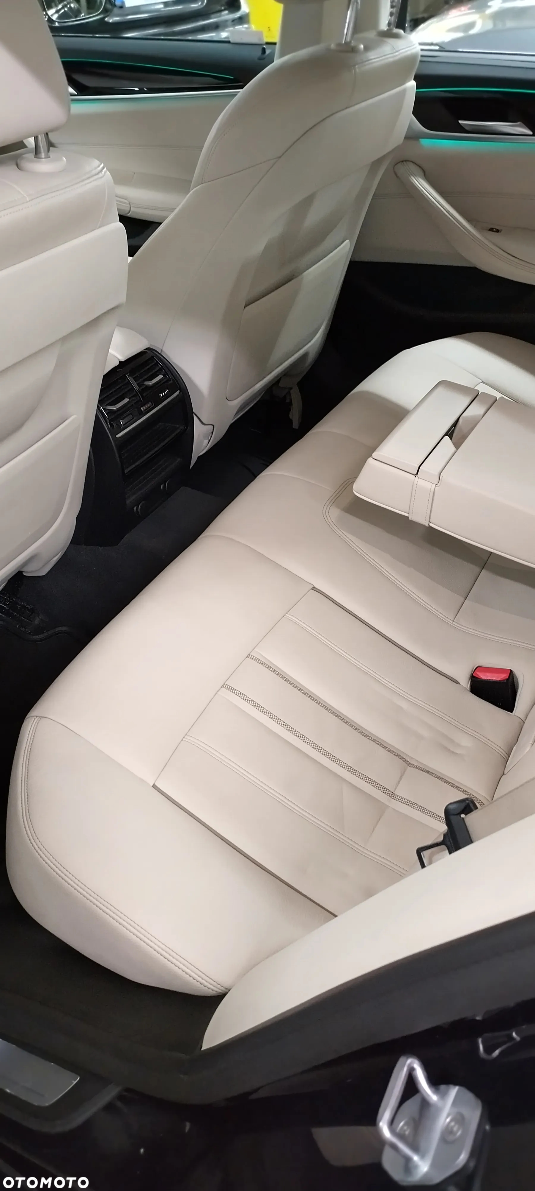 BMW Seria 5 520d Touring Sport Line - 5
