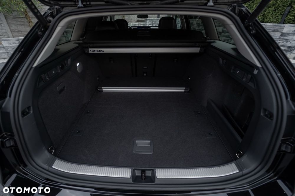 Volkswagen Passat 2.0 TDI SCR DSG Business - 31
