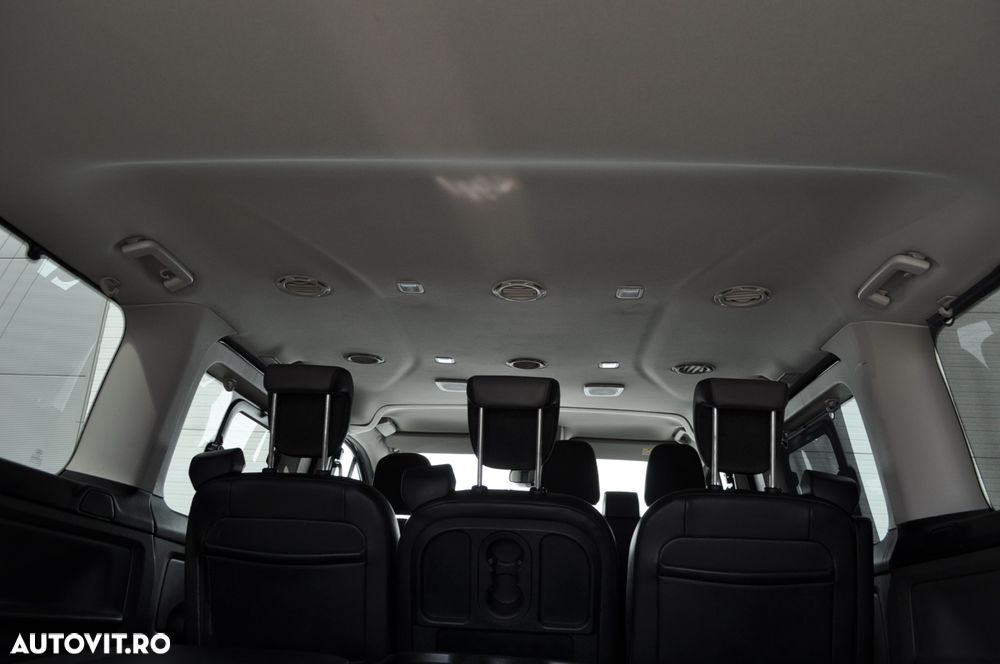 Ford Tourneo Custom Bus 320 2.0 EcoBlue 130 CP L2H1 Titanium Aut. - 26