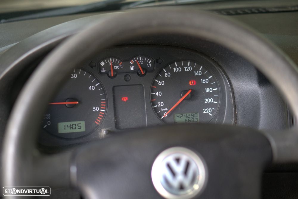 VW Golf - 9