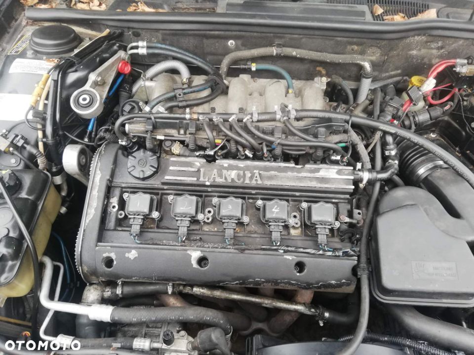 Lancia Kappa silnik 2.0 20v 838A3.000 skrzynia wahacz belka sanki zwrotnica maglownica piasta hak - 1