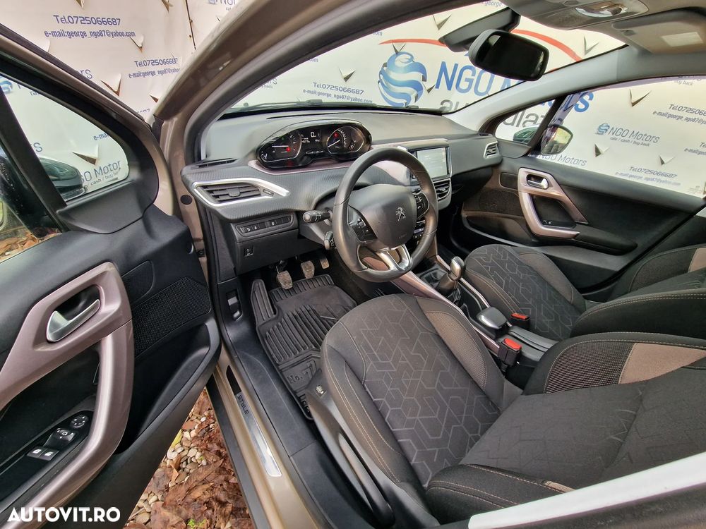 Peugeot 2008 PureTech 82 Style - 27