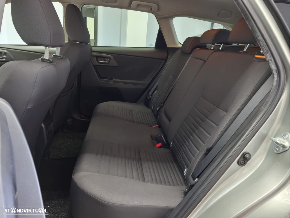 Toyota Auris Touring Sports 1.4 D-4D Comfort+Pack Sport - 22