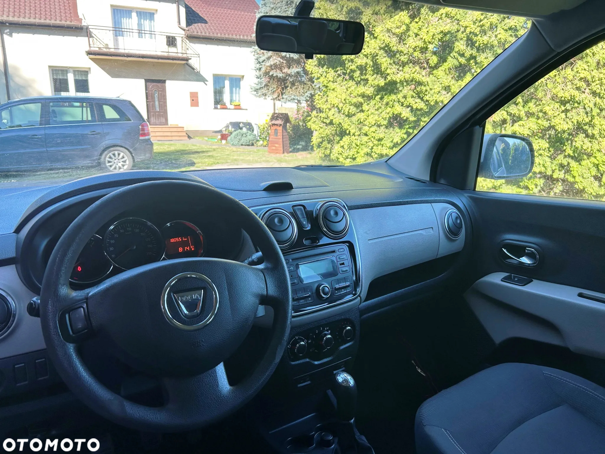 Dacia Lodgy dCi 90 Essential - 7