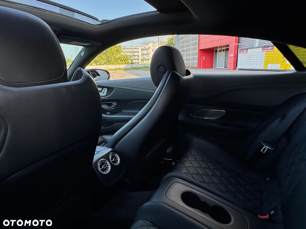 Mercedes-Benz Klasa E 220 d 4-Matic 9G-TRONIC - 12