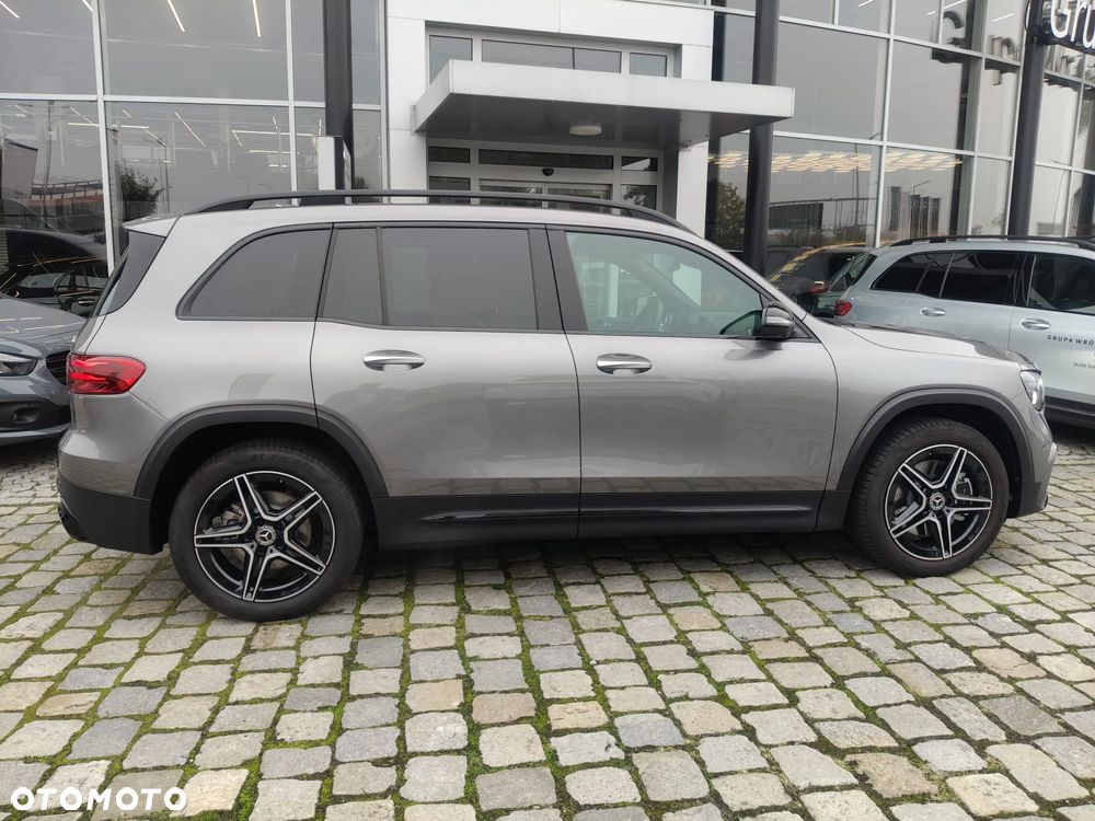 Mercedes-Benz GLB 220 d 4-Matic AMG Line 8G-DCT - 8