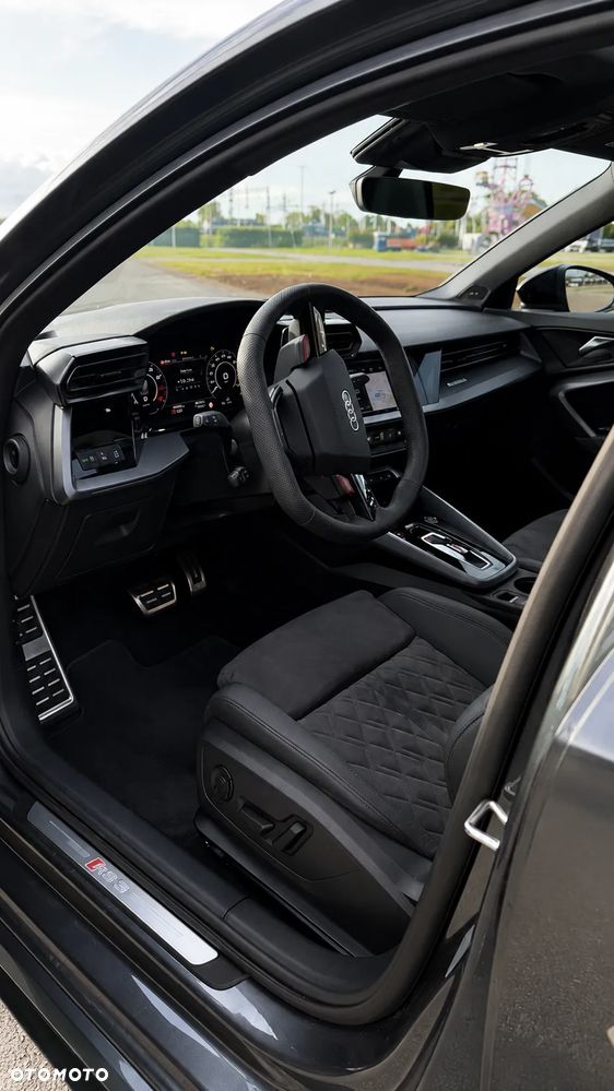 Audi RS3 Limousine - 4