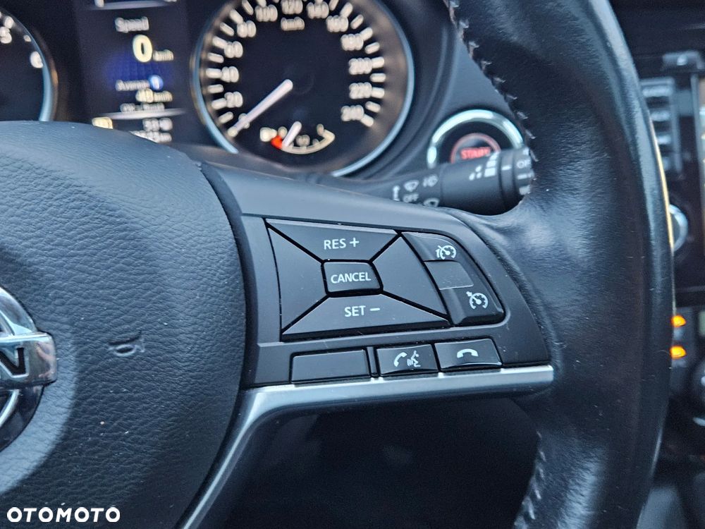 Nissan Qashqai 1.2 DIG-T N-Connecta Xtronic EU6 - 25