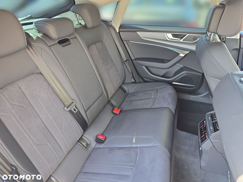 Audi A7 Sportback - 11