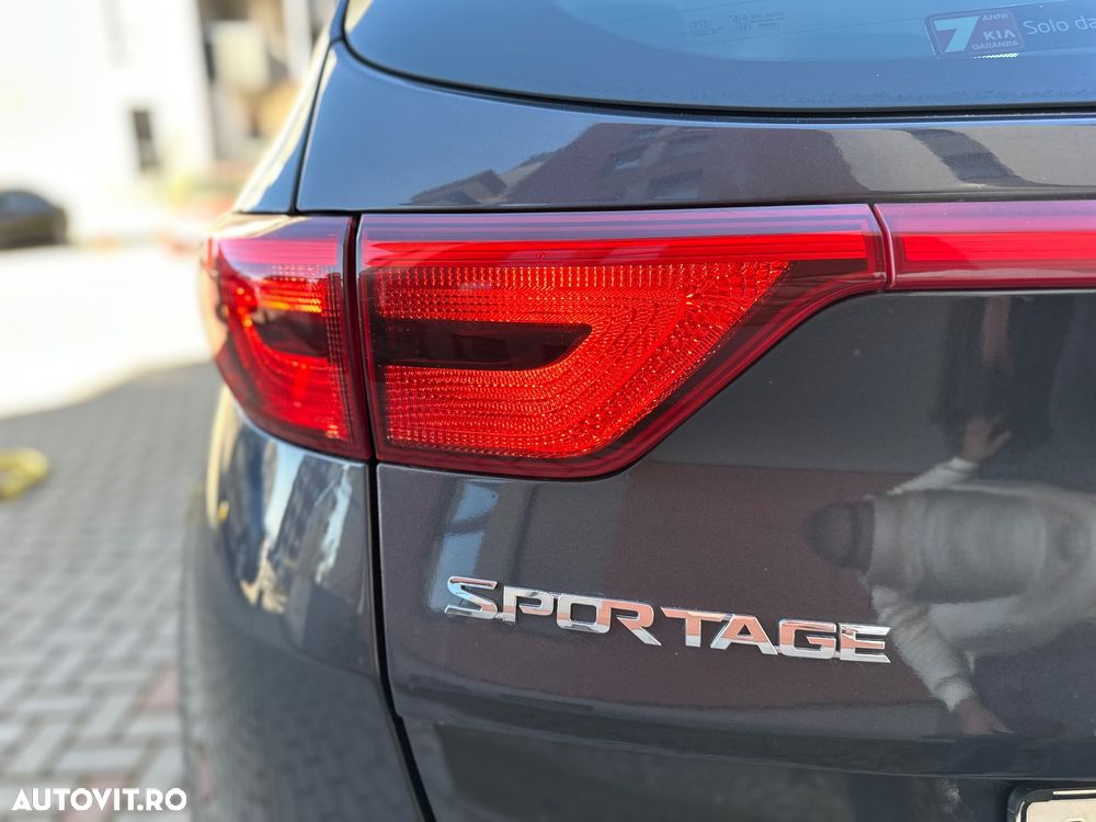 Kia Sportage 1.7 CRDI 2WD ISG Aut. Dream-Team Edition - 31