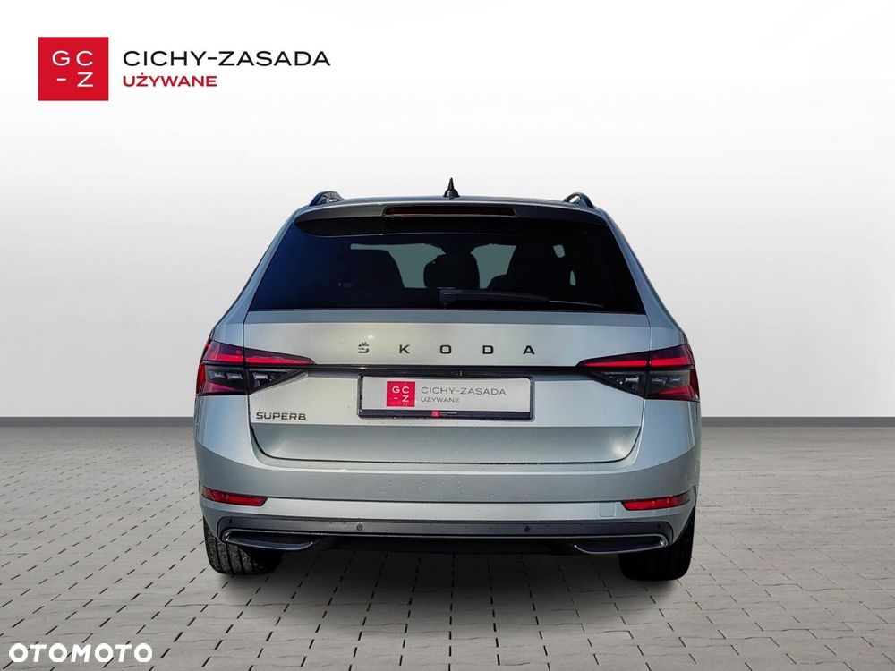 Skoda Superb 2.0 TDI SCR Sportline DSG - 4