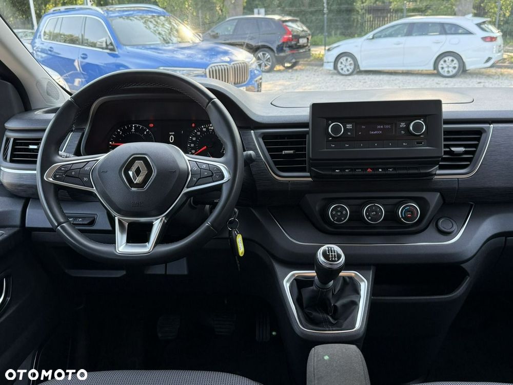 Renault Trafic - 21
