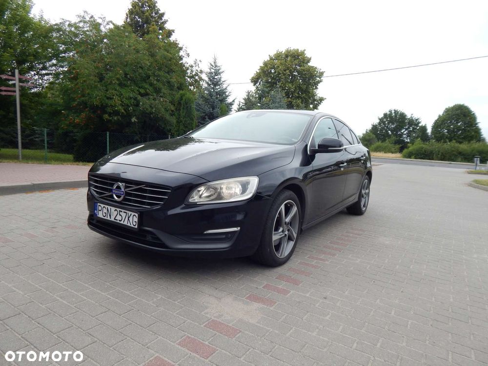 Volvo S60 D4 Drive-E Momentum - 1