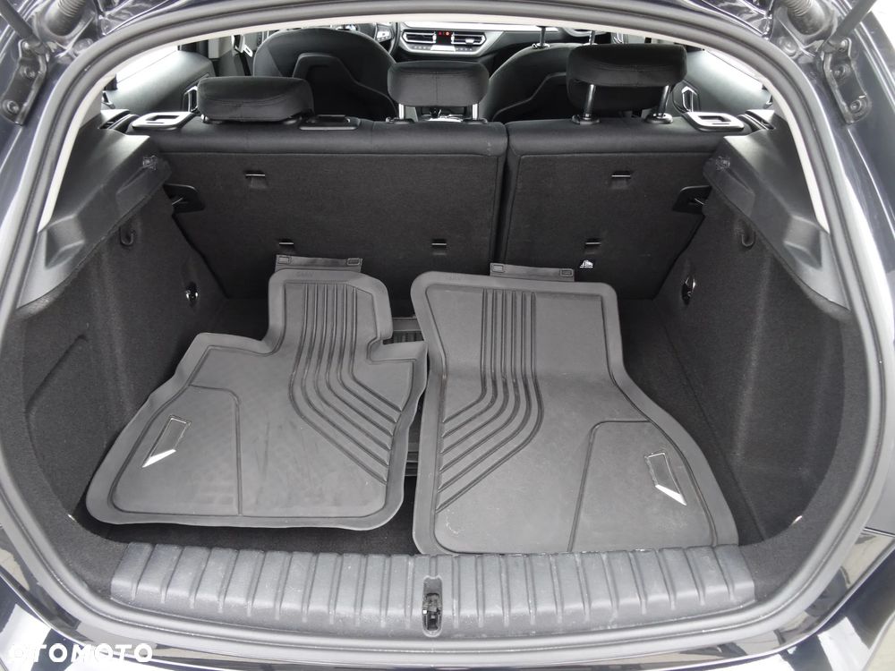 BMW Seria 1 118d Edition M Sport Shadow - 17