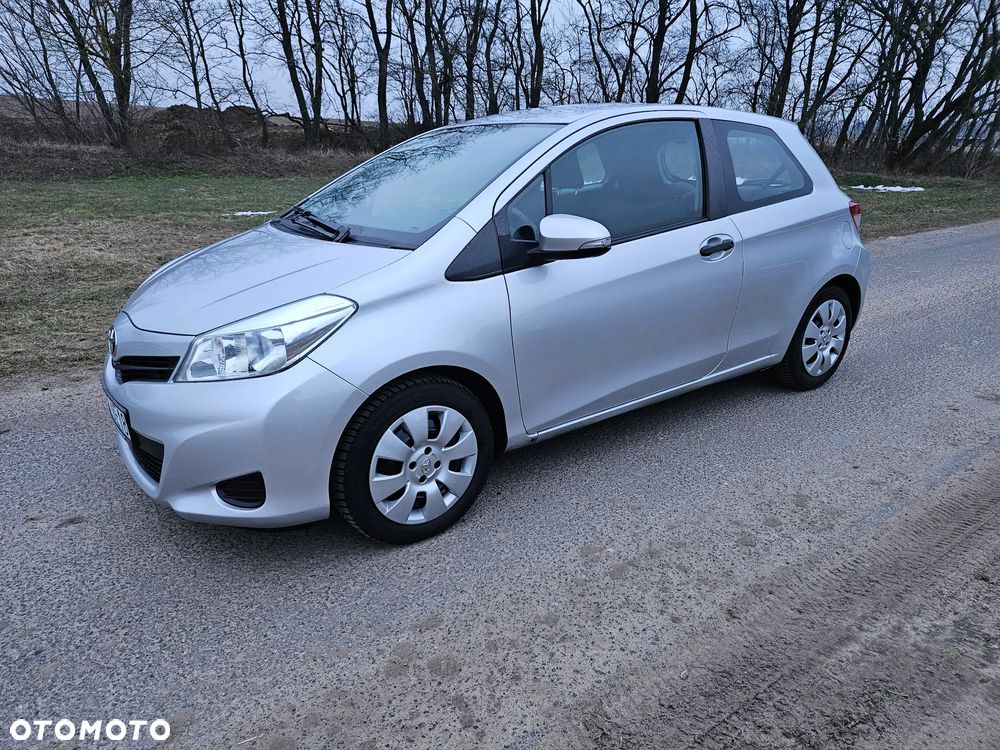 Toyota Yaris 1.0 VVT-i Life - 1