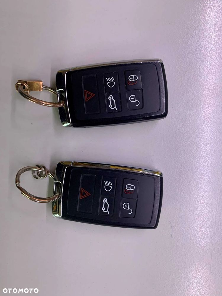 Jaguar E-Pace 2.0 i4P AWD R-Dynamic S - 15