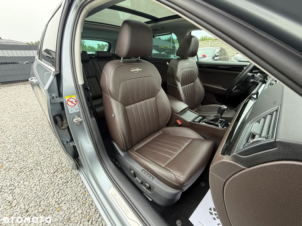 Skoda Superb 2.0 TDI SCR L&K DSG - 36