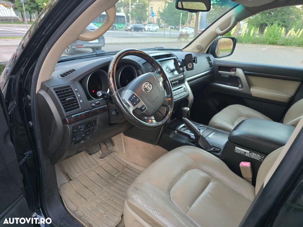 Toyota Land Cruiser V8 4.5 Aut Executive - 8