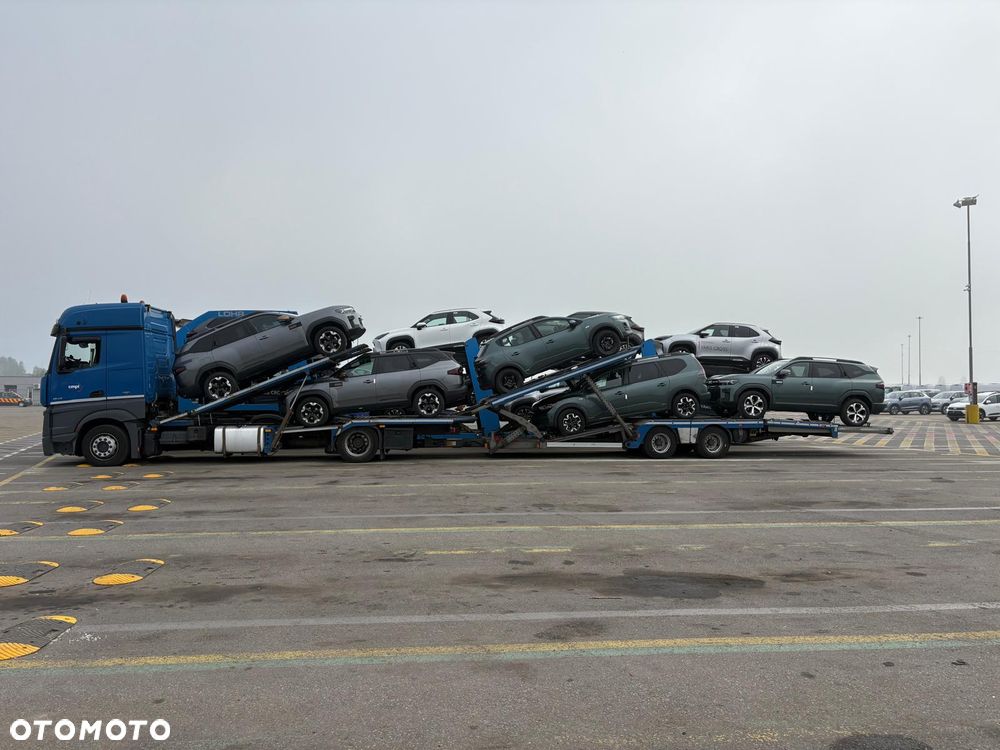 Mercedes-Benz ACTROS - 18