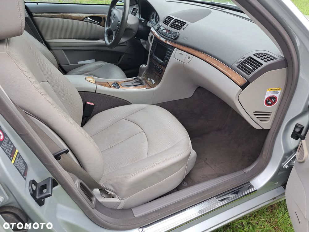 Mercedes-Benz Klasa E 500 4-Matic Avantgarde - 18