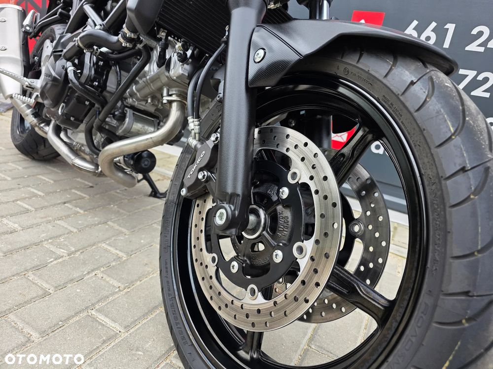 Suzuki SV - 28