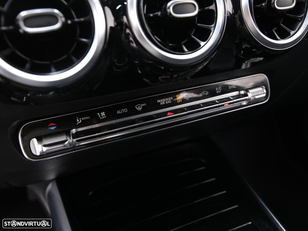 Mercedes-Benz GLA 200 d Progressive - 26