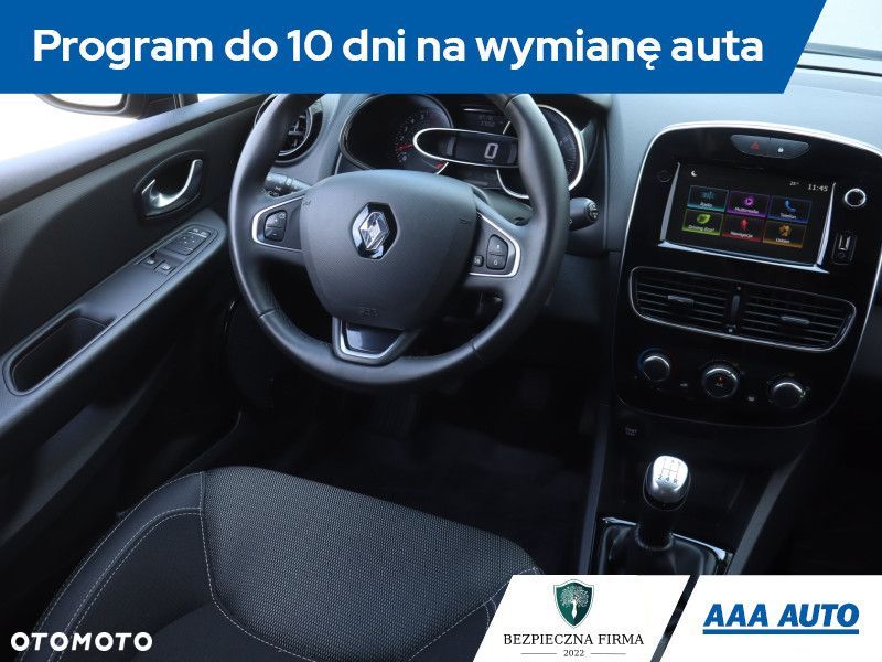 Renault Clio - 9