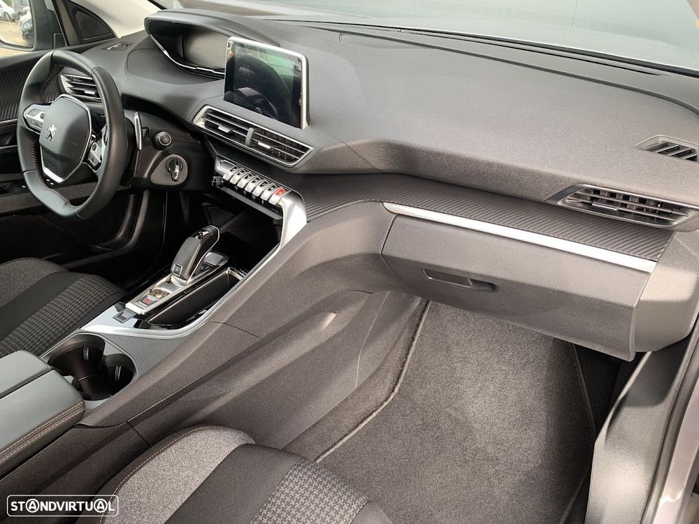 Peugeot 3008 PureTech 130 Stop & Start EAT6 Active - 6