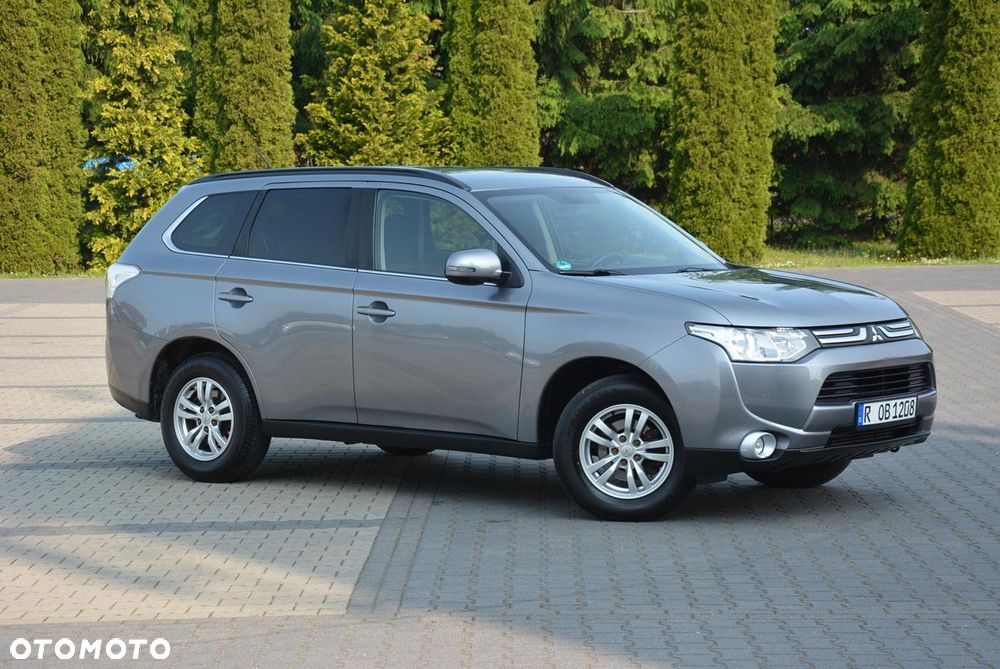Mitsubishi Outlander 2.2 DID Intense + - 4