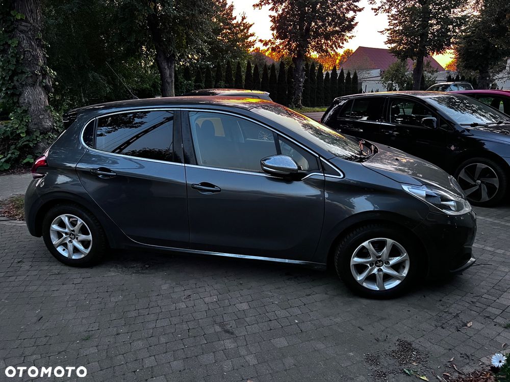 Peugeot 208 1.6 BlueHDi Active S&S - 1