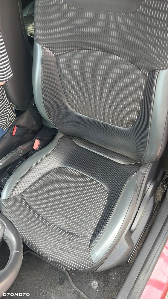 Renault Captur - 6